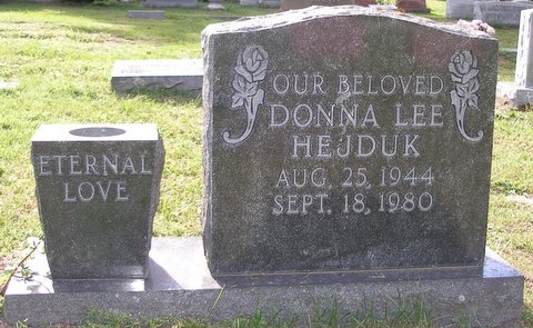 HEJDUCK Donna Lee 1944-1980 grave.jpg